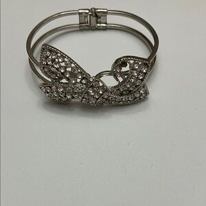 Avenue  Bow Bracelet